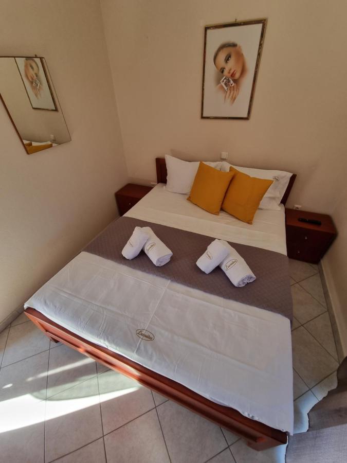 Premium Suites Ofrínion Exteriér fotografie