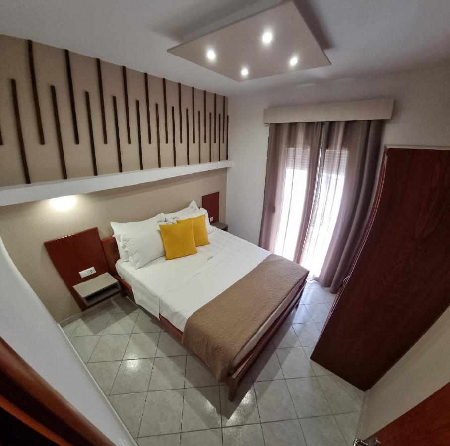 Premium Suites Ofrínion Exteriér fotografie
