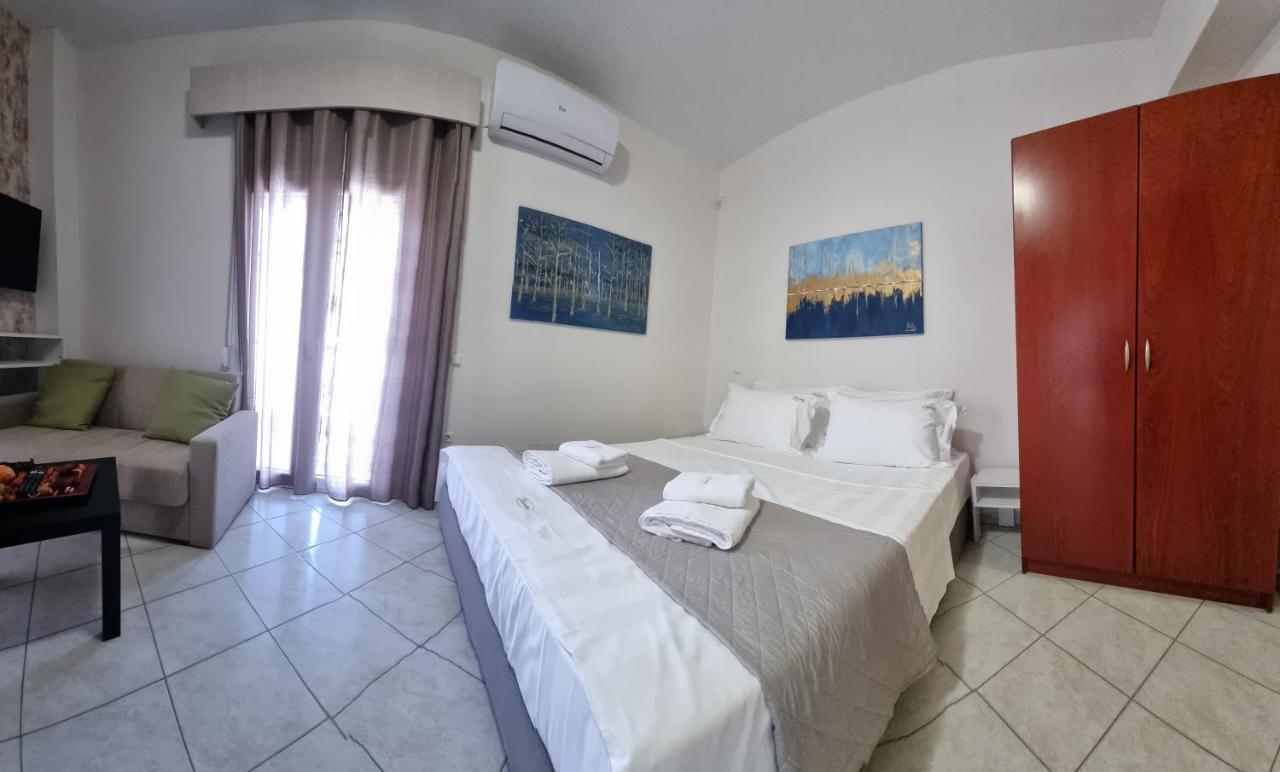 Premium Suites Ofrínion Exteriér fotografie